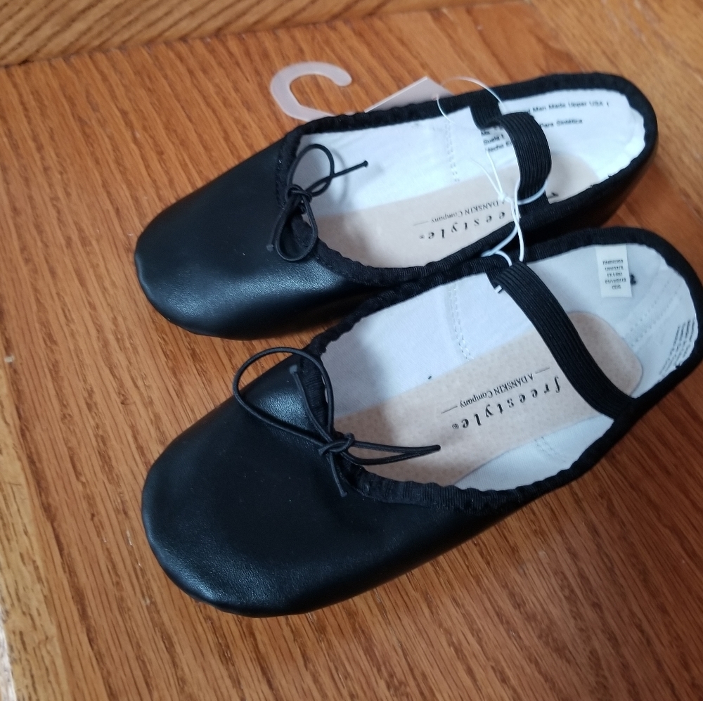NWT Ballet Slippers